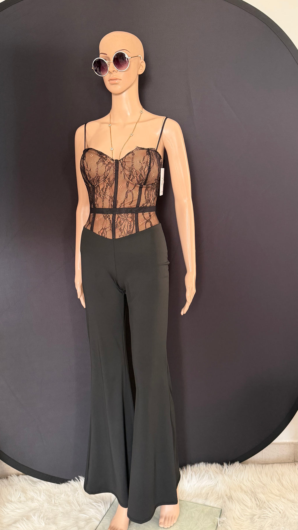 Tuta elegante bicolore nero e beige