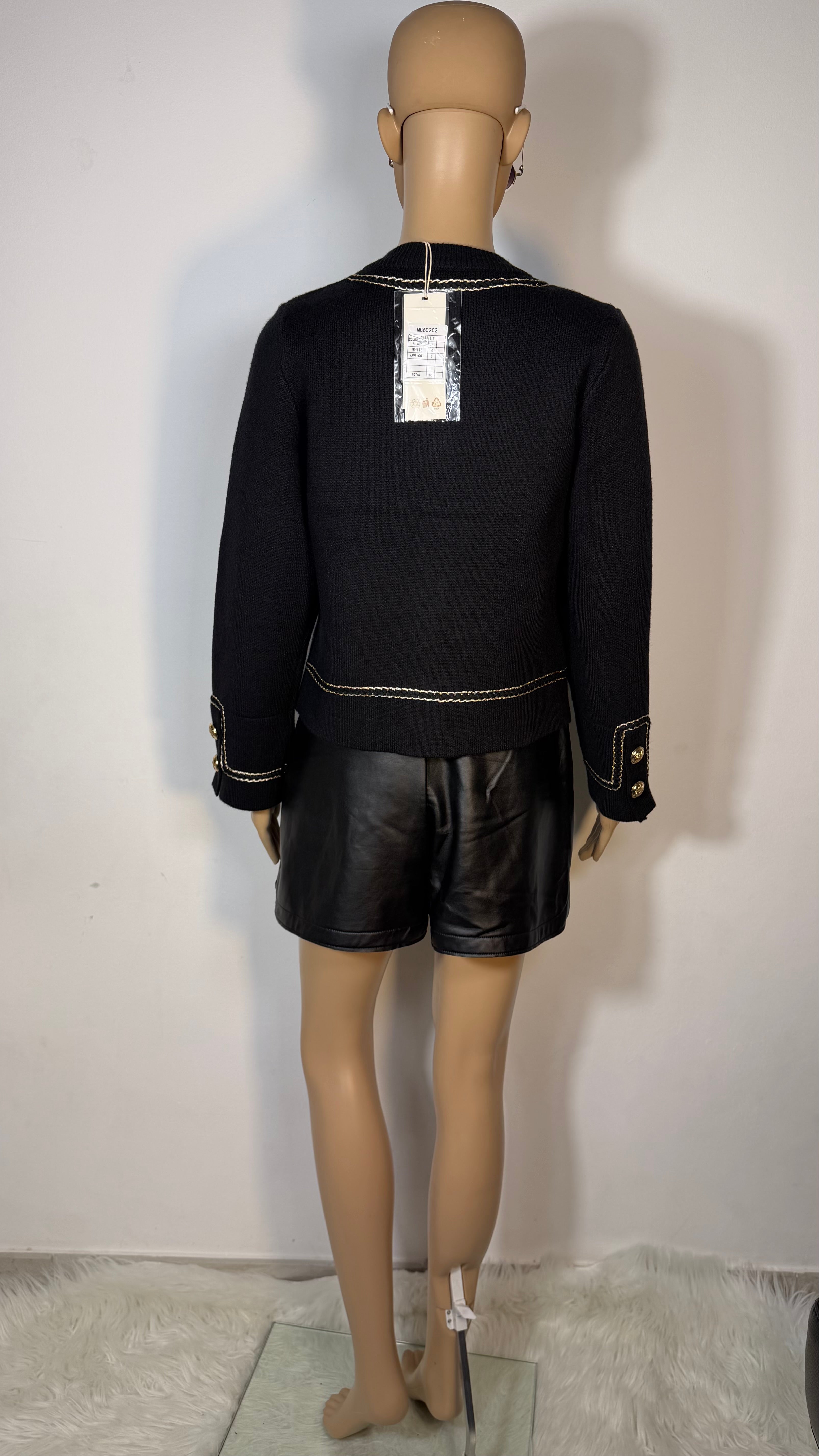 Cardigan elegante donna con bottoni dorati ✨